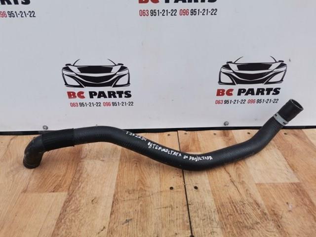 Патрубок радиатора охлаждения нижний 215306RR0C NISSAN