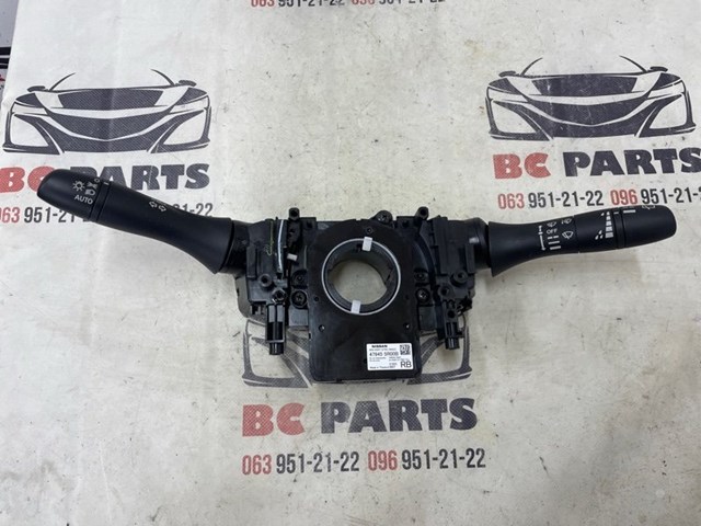 Переключатель подрулевой 255605RL0A NISSAN