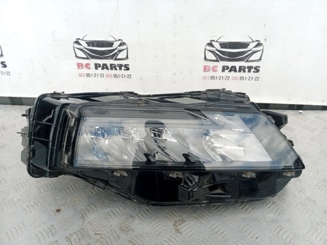 260106RR6A NISSAN Правая фара купить в Ужгород