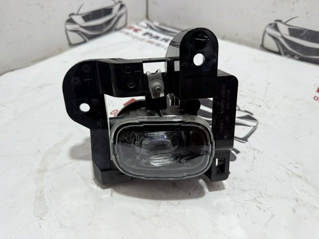 Правая противотуманная фара 261508990D NISSAN
