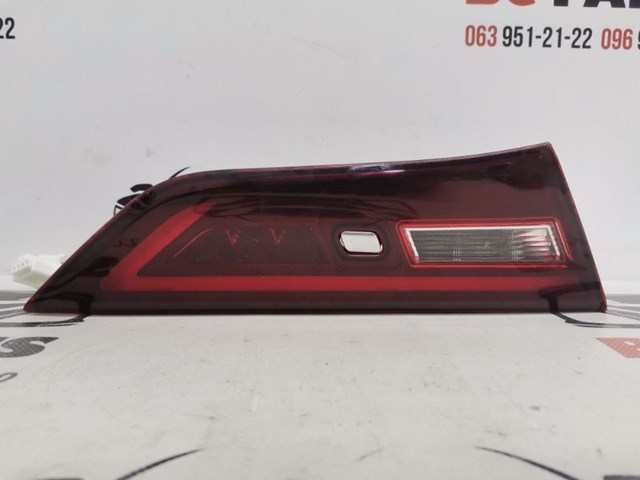 Задняя левая внутренняя фара 265555CA1A NISSAN