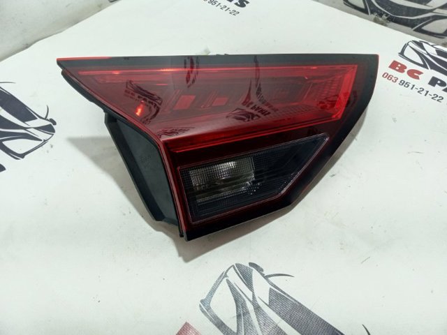 Задняя левая внутренняя фара 265556RA1A NISSAN