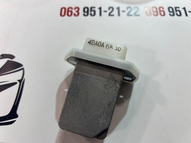 Резистор печки nissan rogue t32 qr25 2.5 2013-2020 (б/у) 277614BA0A