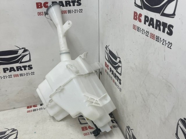 Бачок омывайки 289105R01A NISSAN