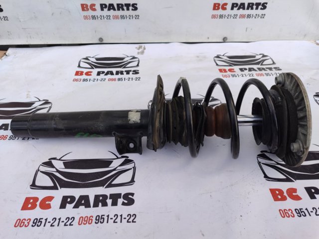 Амортизаторы передние 31316791551 BMW