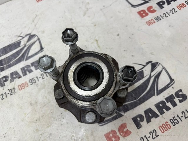 Ступицы передних колес 402026RA0A NISSAN