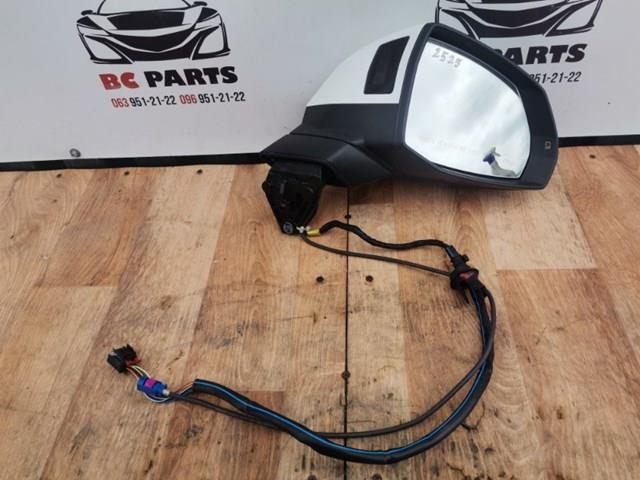Наружное зеркало правое 4M1857410L VAG