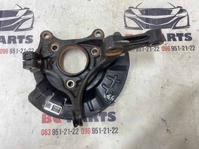 Цапфа поворотная правая 51716K0000 HYUNDAI