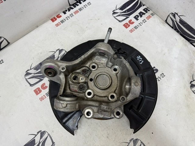 Цапфа (поворотный кулак) задний правый 52210TZ5A00 HONDA
