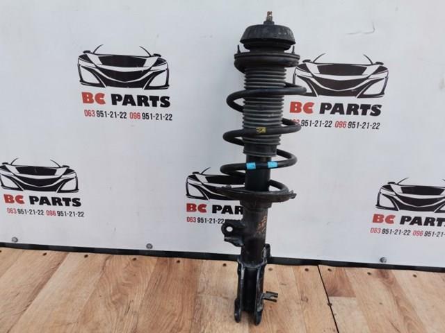 Стойка передняя левая 546501R201 HYUNDAI