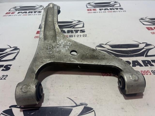 Цапфа поворотная правая 555011MA0C NISSAN