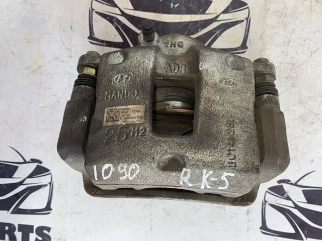 Суппорт тормозной, передний, правый 58130F3000 HYUNDAI