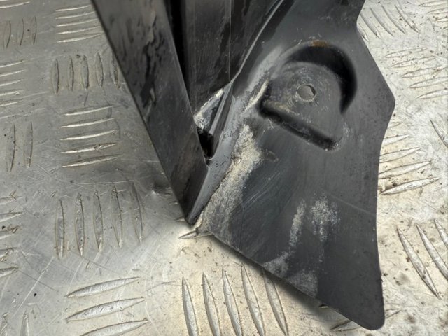 NISSAN 638435R00A в наличии Тернополь