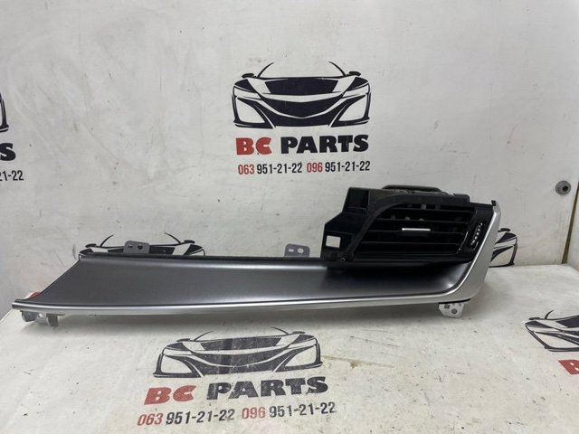 NISSAN 684116RB0A в наличии Житомир