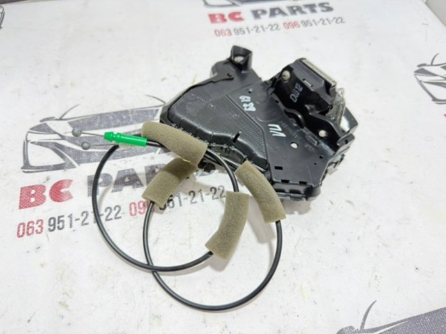 Запор кабины 690400C050 TOYOTA