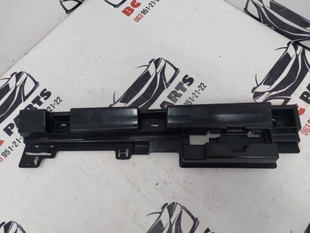 Опора порога (крепление) 7256917 BMW