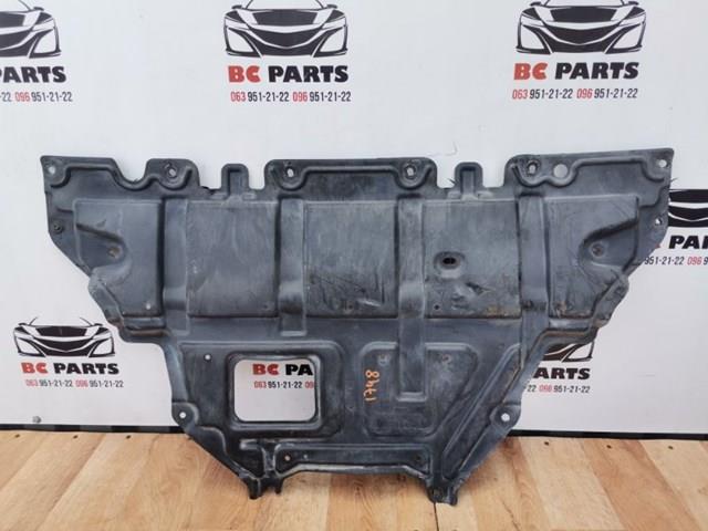 Щит предохранительный 758921CA0A NISSAN