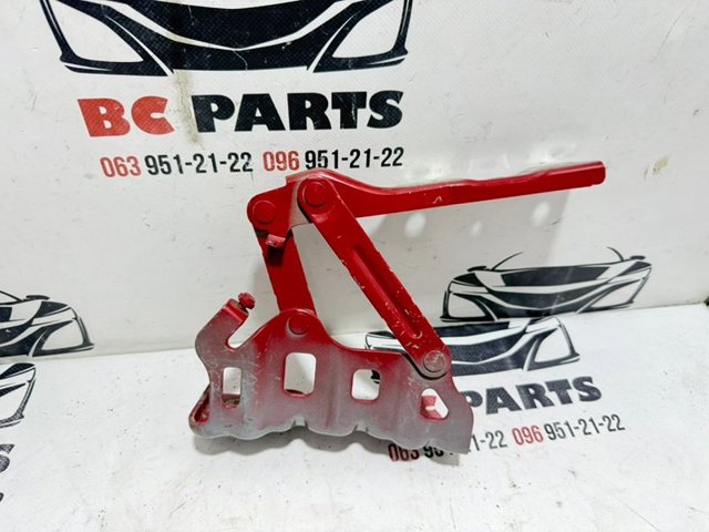 Петля капота, правая 79120D9000 HYUNDAI