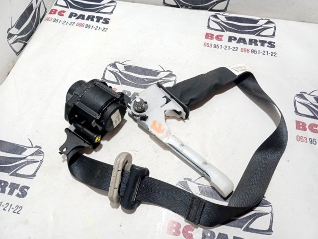 Ремень безопасности передний правый 868843RM8A NISSAN