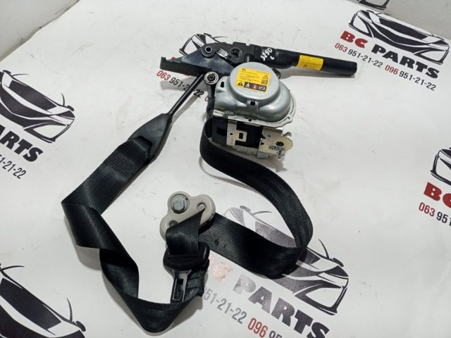 Ремень безопасности передний левый 868856RR5A NISSAN