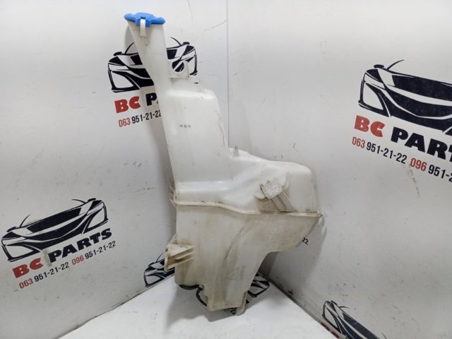 Водяной бачок омывателя стекла 98610F1500 HYUNDAI
