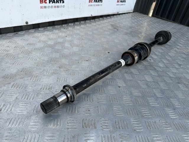 Полуось передняя, правая FTH52550X MAZDA
