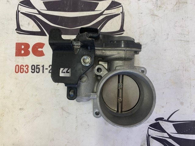 Блок дроссельной заслонки PE2713640 MAZDA