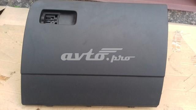 3G1857101ARA3 Крышка перчаточного ящика (бардачка) купить Харьков