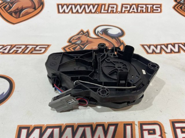 Замок и ручка двери задка AF6314B529AE LAND ROVER