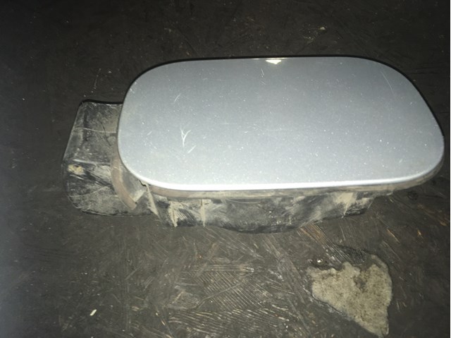 Заливная горловина бензобака AH2227936AB LAND ROVER