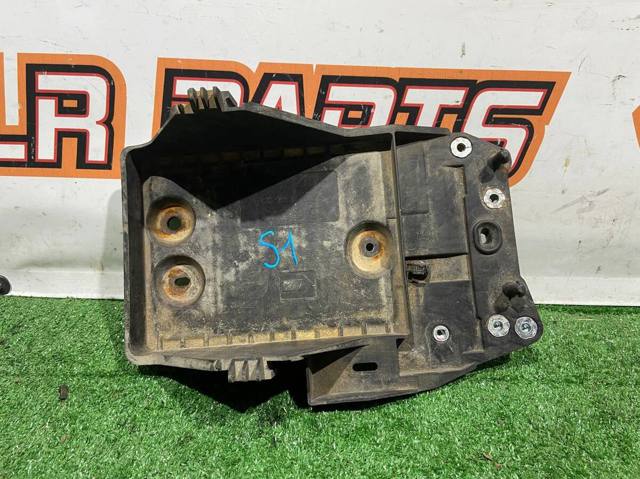 Крепление аккумулятора KD5356040C MAZDA