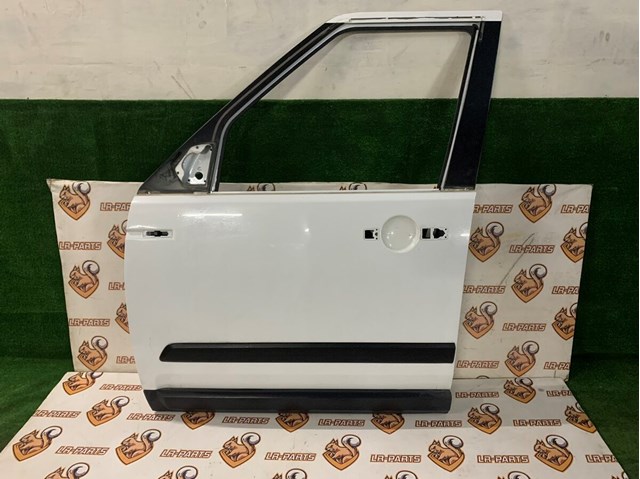 Двери кабины LR016463 LAND ROVER