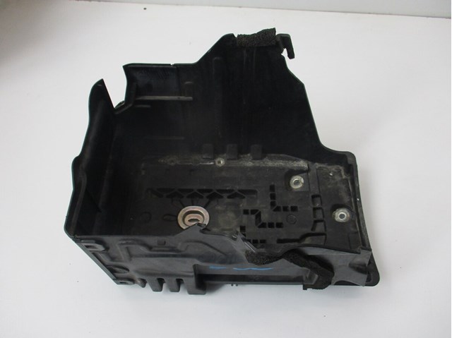 LAND ROVER LR018356 в наличии Ирпень