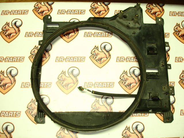 Диффузор вентилятора LR022734 LAND ROVER