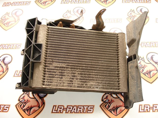 Радиатор системы охлаждения дополнительный range rover l322 (2002-2012) б/у LR022888