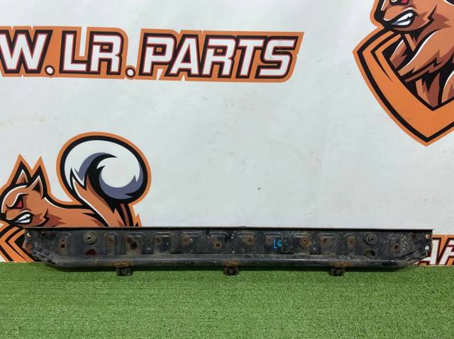 Балка радиатора нижняя LR024295 LAND ROVER
