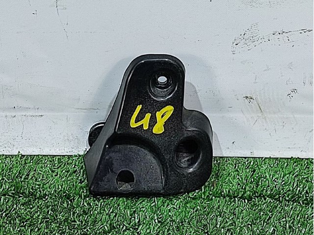 LR035106 LAND ROVER купить в Тернополь