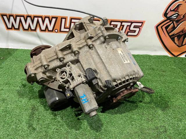 Делитель передач LR035617 LAND ROVER