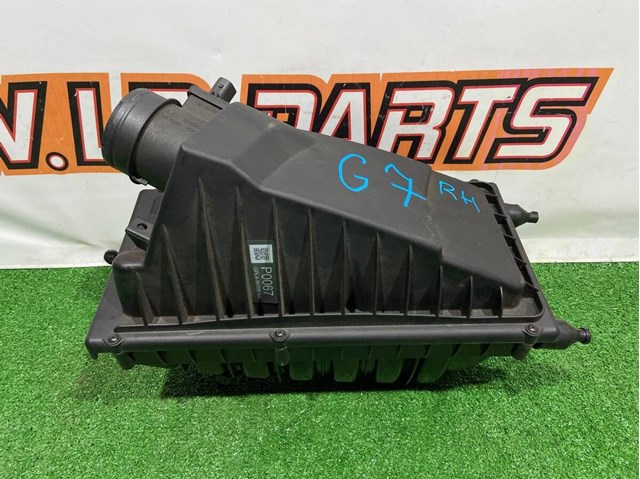 Корпус воздушного фильтра, правый LR036428 LAND ROVER