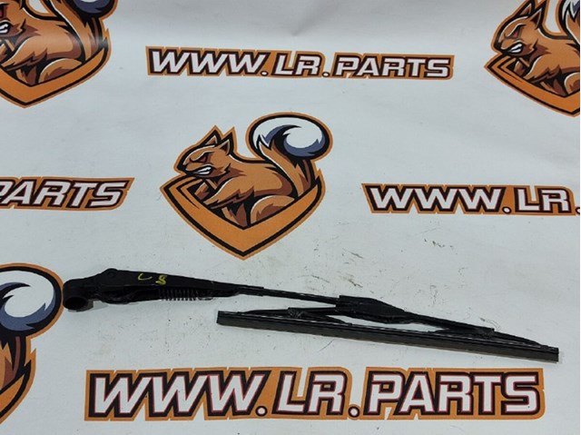 Рычаг-поводок стеклоочистителя заднего стекла LR043869 LAND ROVER