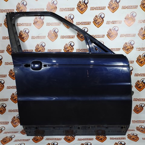 Пассажирская передняя дверь LR044226 LAND ROVER