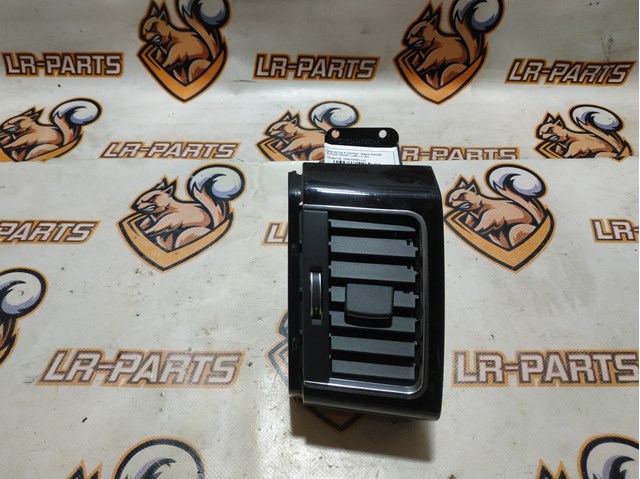 Решетка воздуховода левая LR044686 LAND ROVER