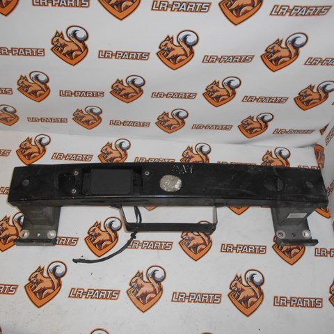 Крепление бампера переднего LR045215 LAND ROVER