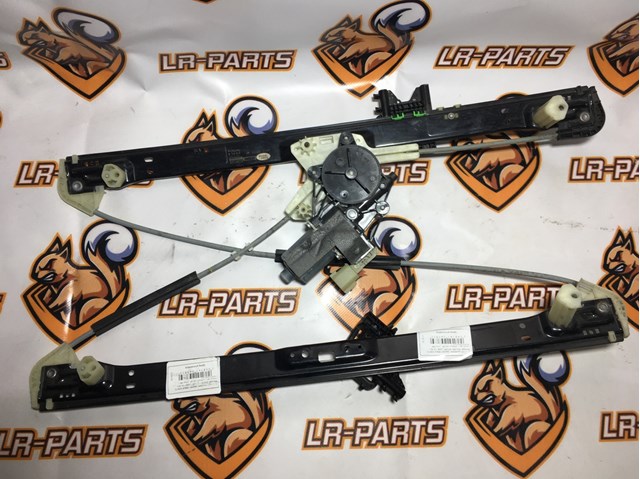 Механизм стеклоподъемника двери задней, левой LR057341 LAND ROVER