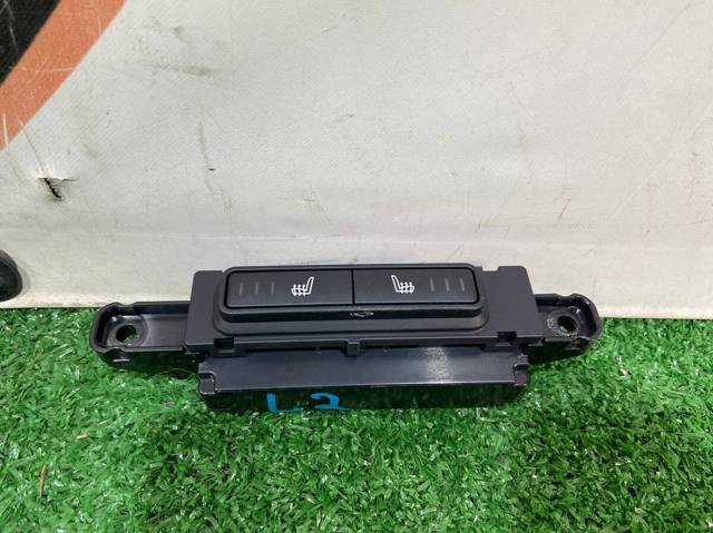 Регулятор вентилятора отопителя LR059783 LAND ROVER