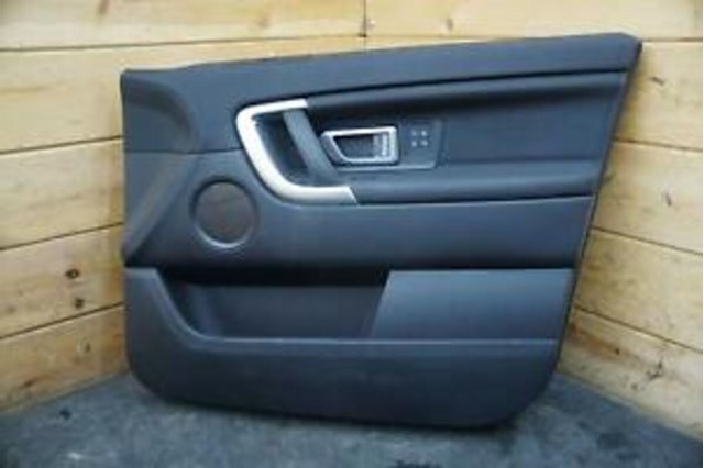 Обивка передней двери LR064207 LAND ROVER
