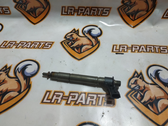 Форсунка дизельная в сборе LR066229 LAND ROVER