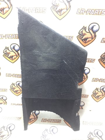 Облицовка багажного отсека, правая LR068092 LAND ROVER