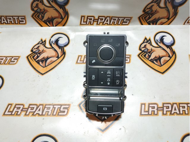 Блок кнопок центральной консоли LR070858 LAND ROVER