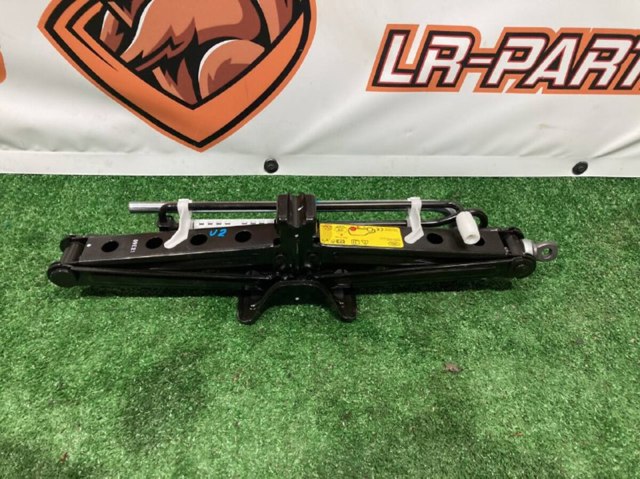 Домкрат автомобильный LR077859 LAND ROVER